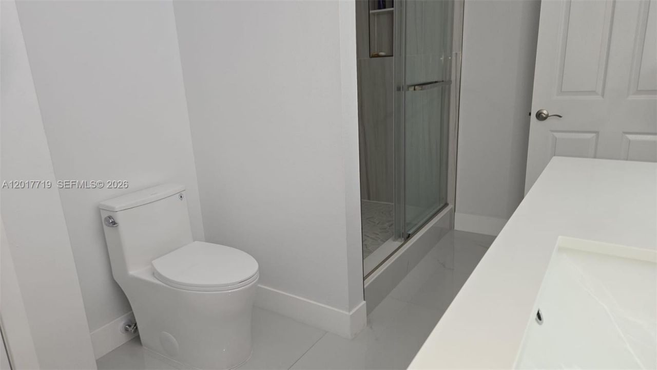 230 SW 117th Ter , Unit 202, Pembroke Pines, FL 33025 Photo