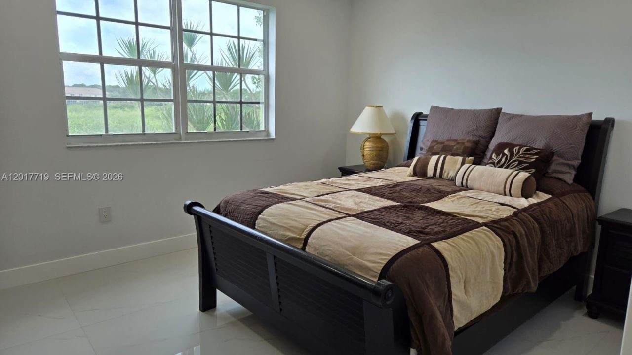 230 SW 117th Ter , Unit 202, Pembroke Pines, FL 33025 Photo