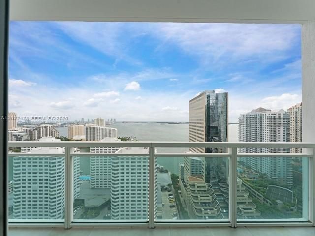 951 Brickell Ave , Unit 2808, Miami, FL 33131 Photo
