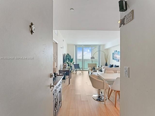 951 Brickell Ave , Unit 2808, Miami, FL 33131 Photo