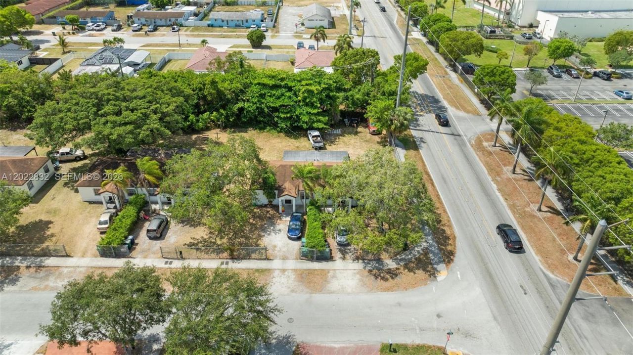 10634 SW 182nd St , Miami, FL 33157 Photo