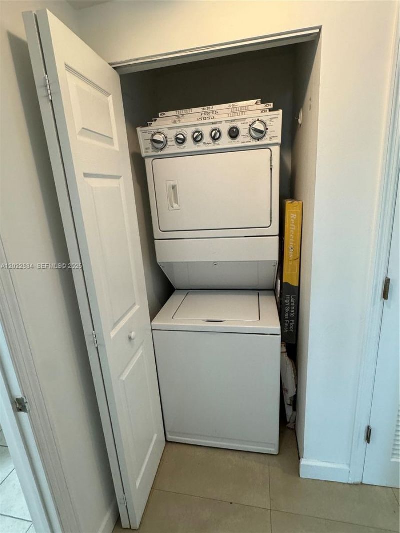 140 S Dixie Hwy , Unit 521, Hollywood, FL 33020 Photo