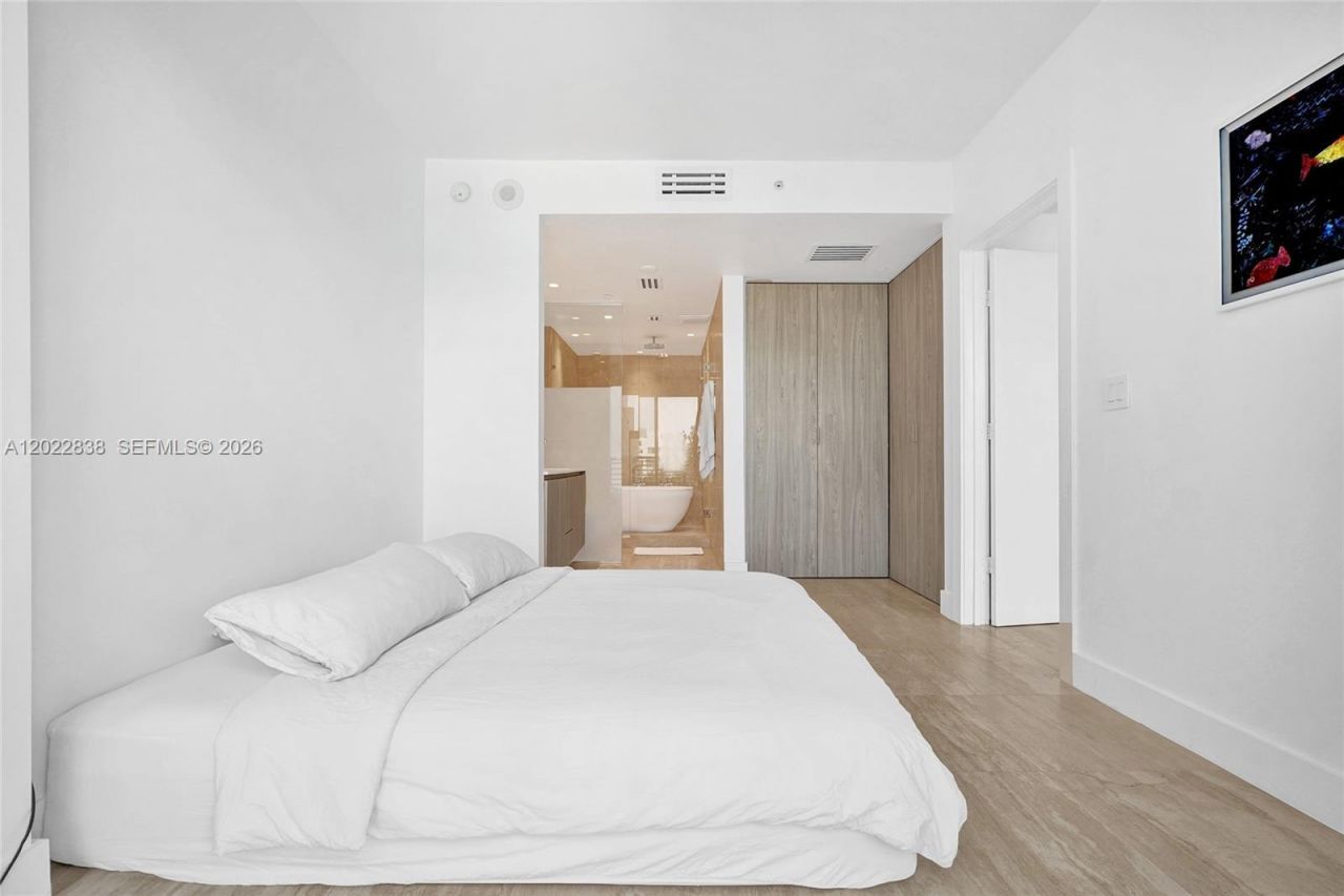 1445 16th St , Unit 404, Miami Beach, FL 33139 Photo