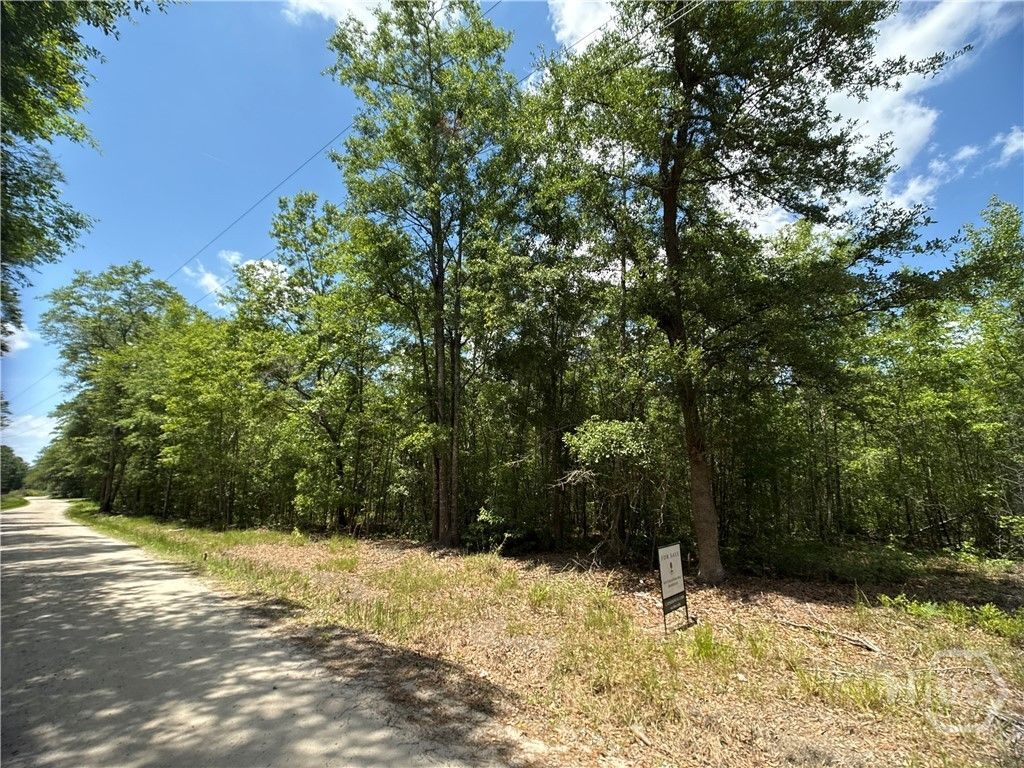 526 Roper Road Photo 6