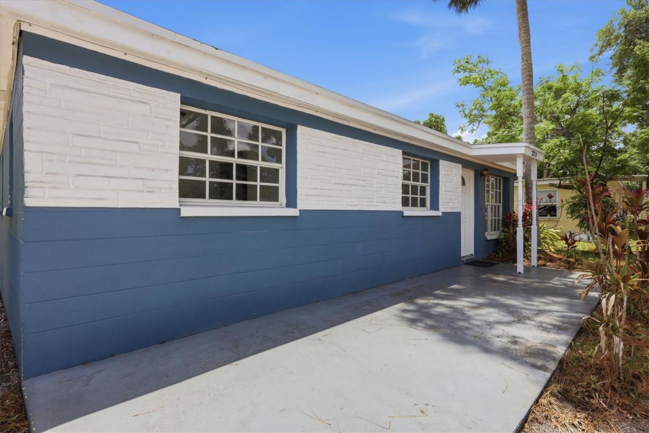 3719 Papai Drive, Sarasota, FL 34232 Photo