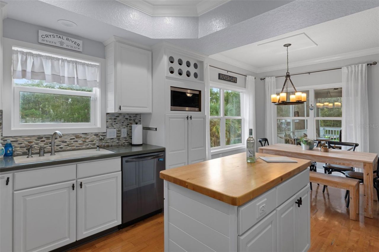 3625 N Suwannee Point , Crystal River, FL 34428 Photo
