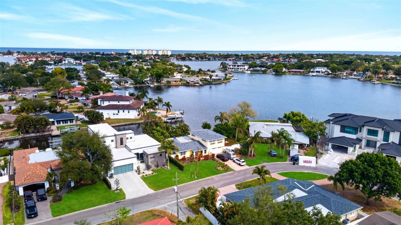 874 Placido Way Ne, Saint Petersburg, FL 33704 Photo