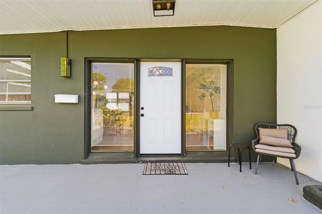 6350 Hampton Drive N , Saint Petersburg, FL 33710 Photo