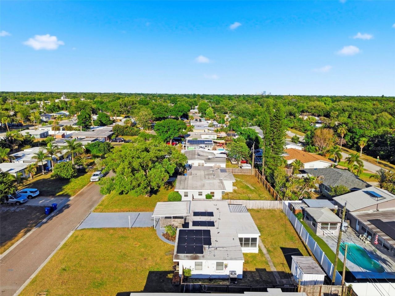 6350 Hampton Drive N , Saint Petersburg, FL 33710 Photo