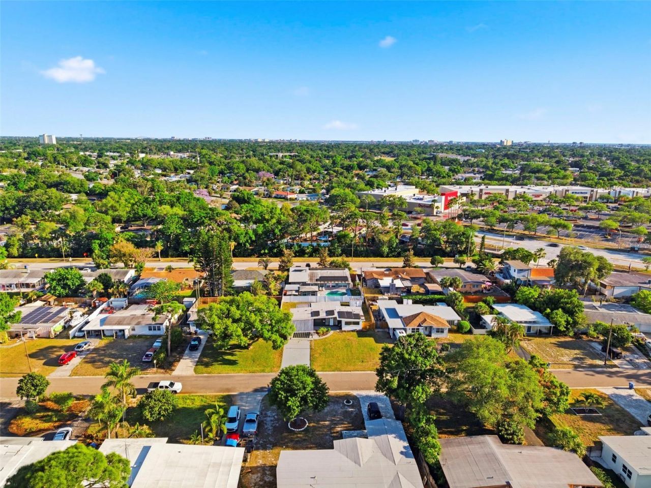 6350 Hampton Drive N , Saint Petersburg, FL 33710 Photo