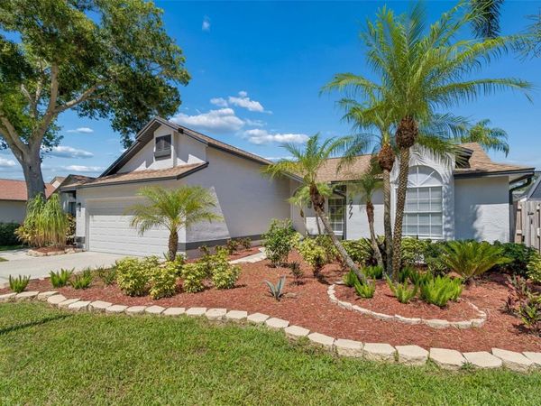 1977 BROOKSTONE WAY , CLEARWATER, FL 33760