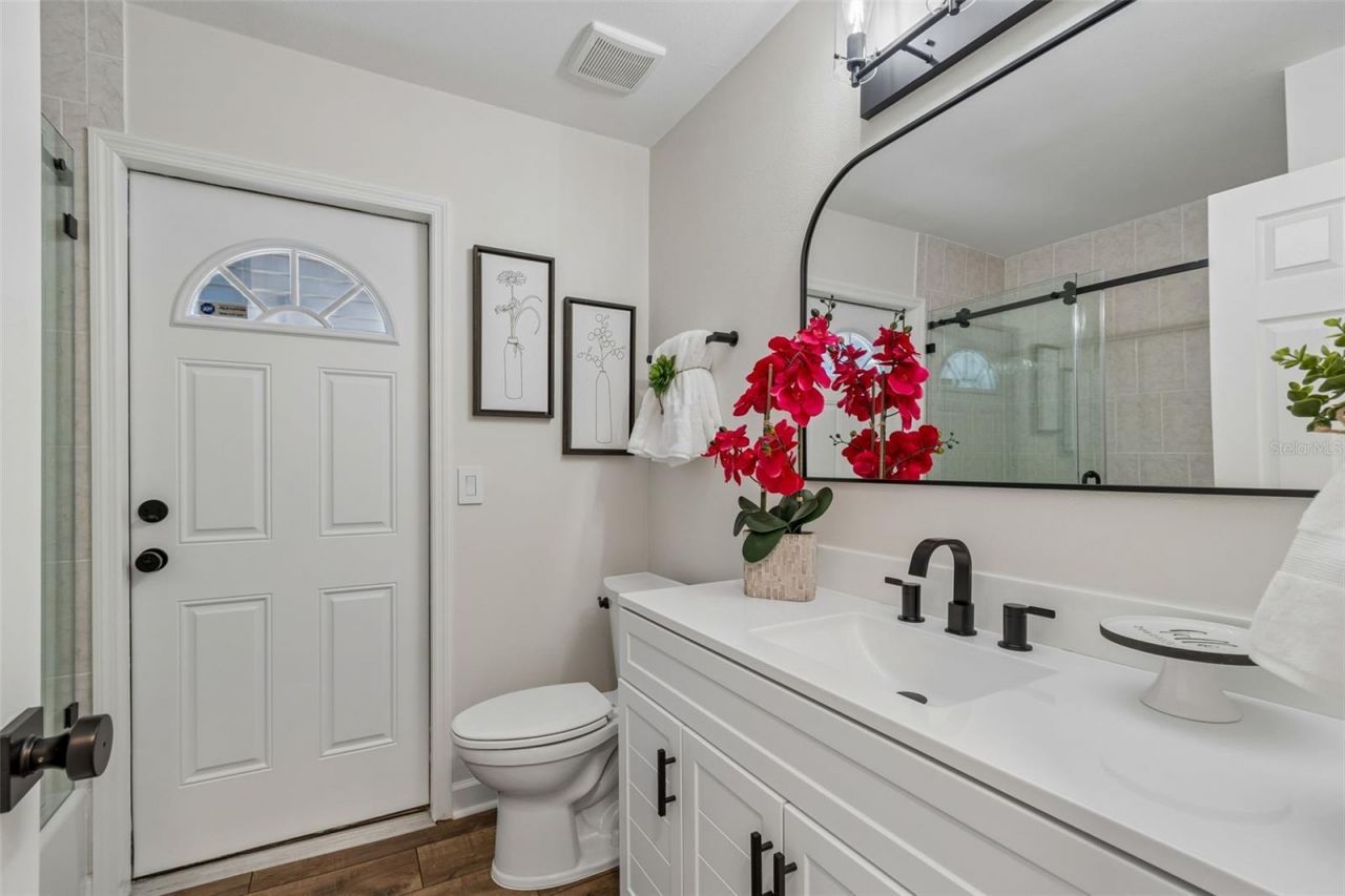 1977 Brookstone Way , Clearwater, FL 33760 Photo