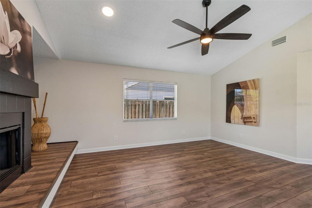 1977 Brookstone Way , Clearwater, FL 33760 Photo