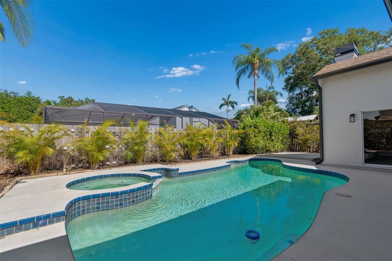 1977 Brookstone Way , Clearwater, FL 33760 Photo