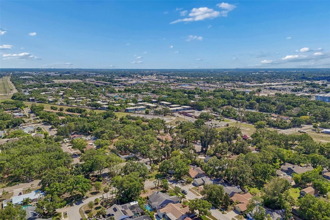 1977 Brookstone Way , Clearwater, FL 33760 Photo
