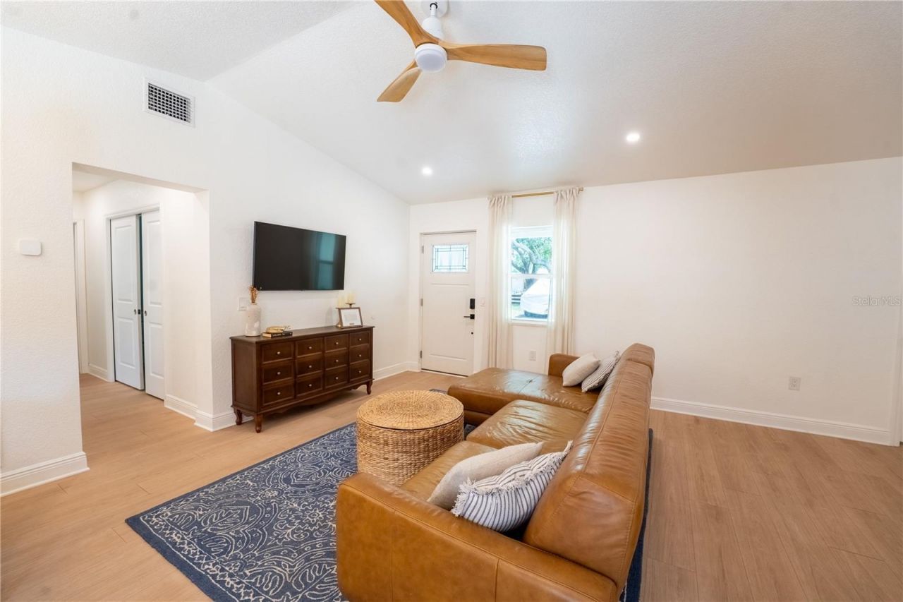 7979 48th Avenue N, Saint Petersburg, FL 33709 Photo