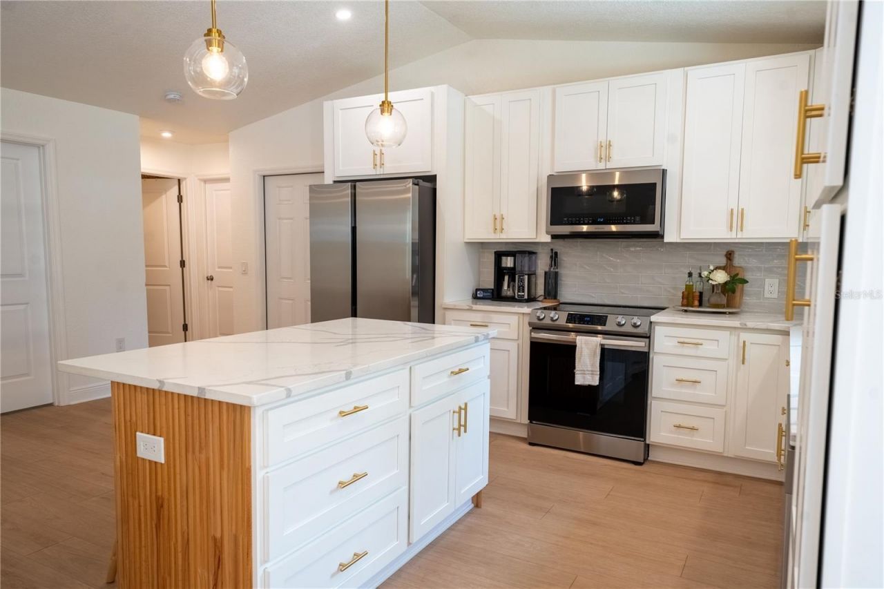 7979 48th Avenue N, Saint Petersburg, FL 33709 Photo
