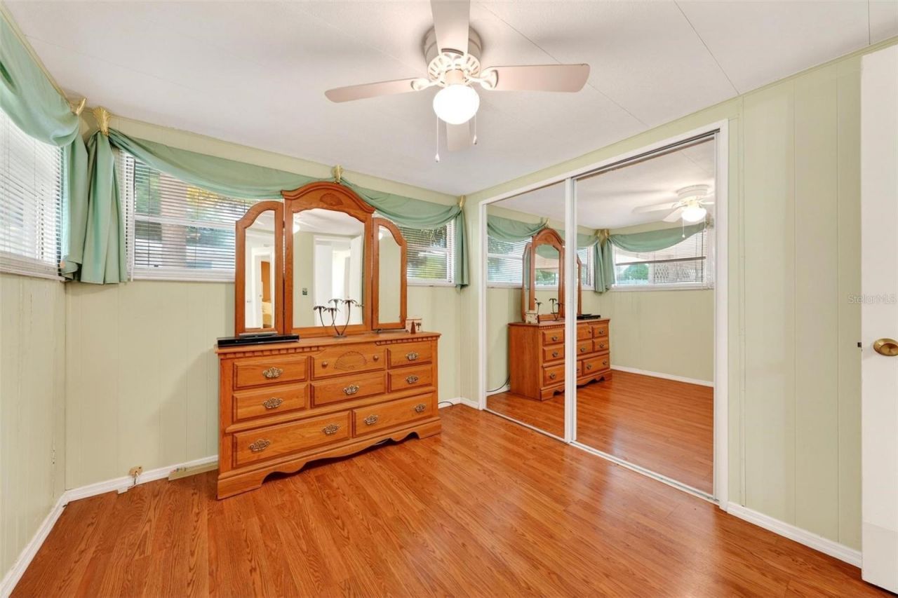 31643 Howard Street , Tavares, FL 32778 Photo