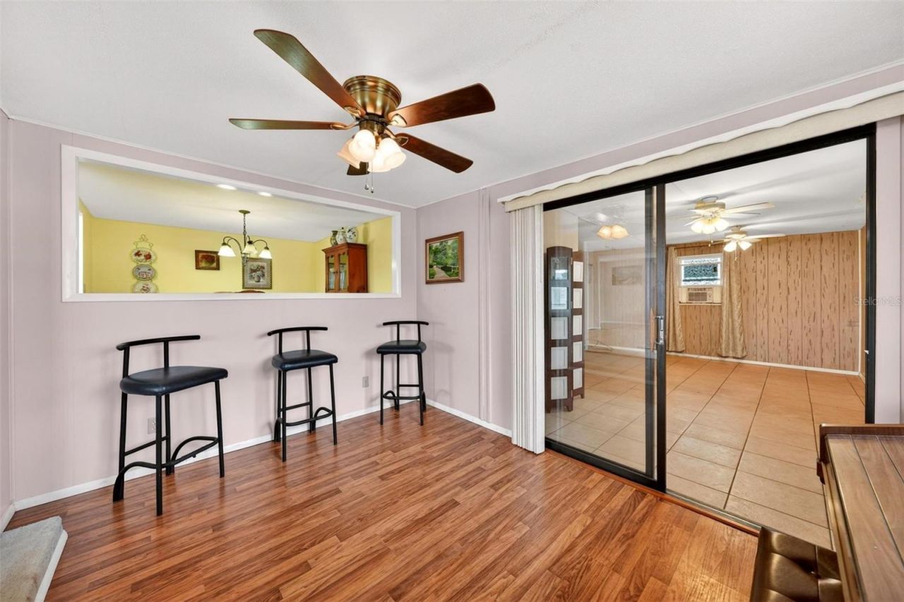 31643 Howard Street , Tavares, FL 32778 Photo
