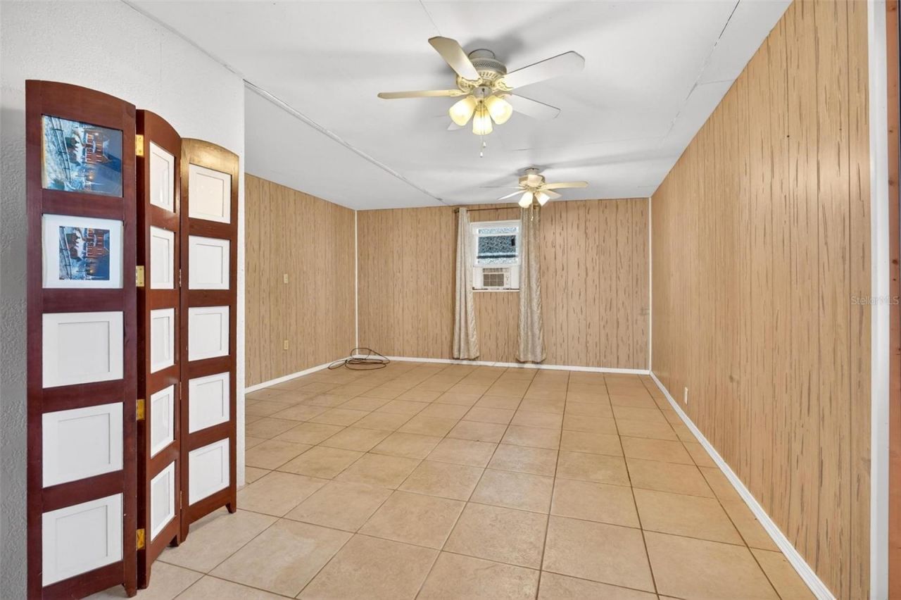 31643 Howard Street , Tavares, FL 32778 Photo