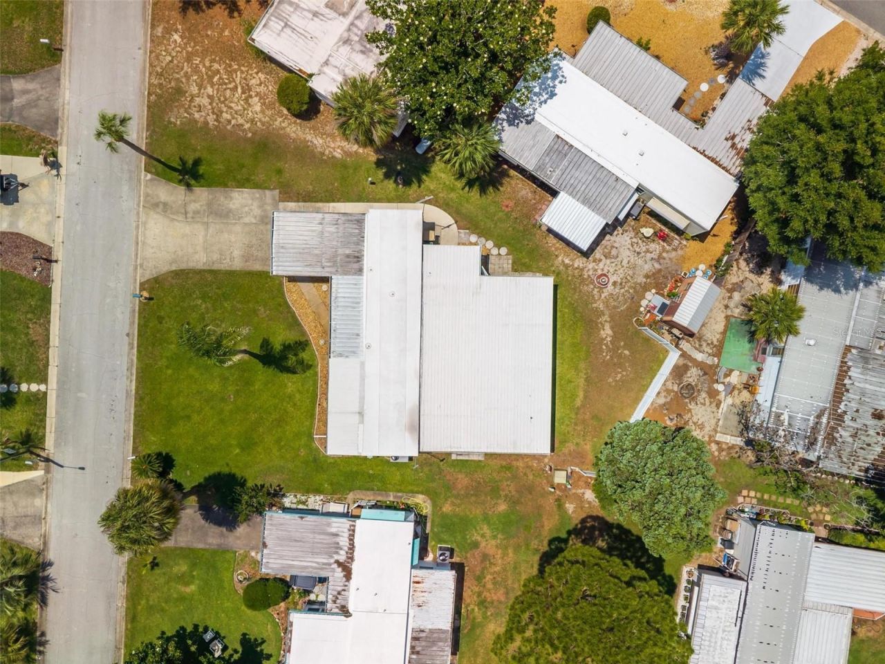 31643 Howard Street , Tavares, FL 32778 Photo