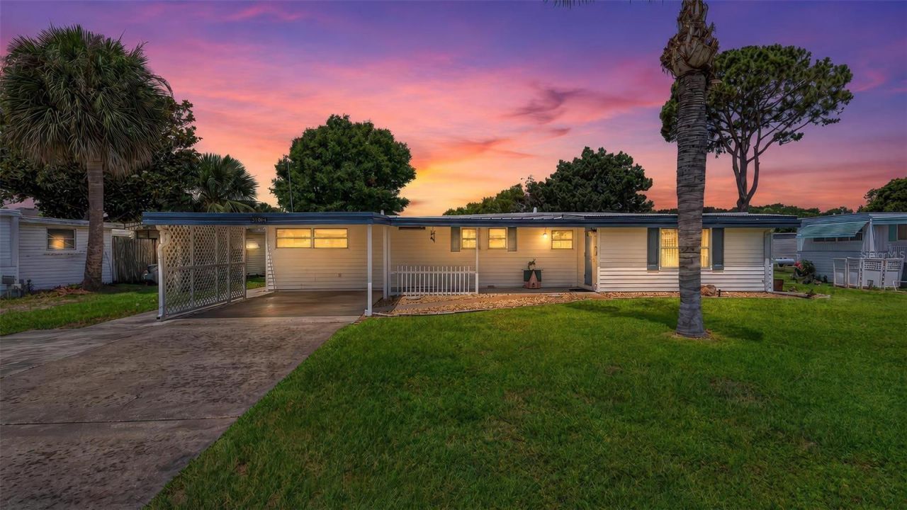 31643 Howard Street , Tavares, FL 32778 Photo