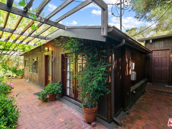 21550 Summit Trail, Topanga, CA 90290