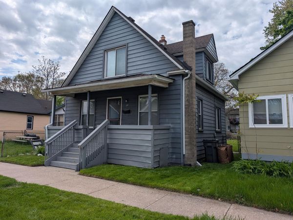 28 E Alexis Avenue, Ecorse, MI 48229
