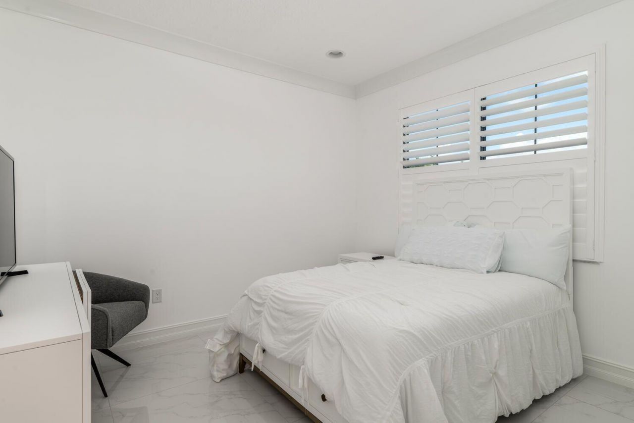 8092 Lemon Serpentine Lane, Delray Beach, FL 33446 Photo