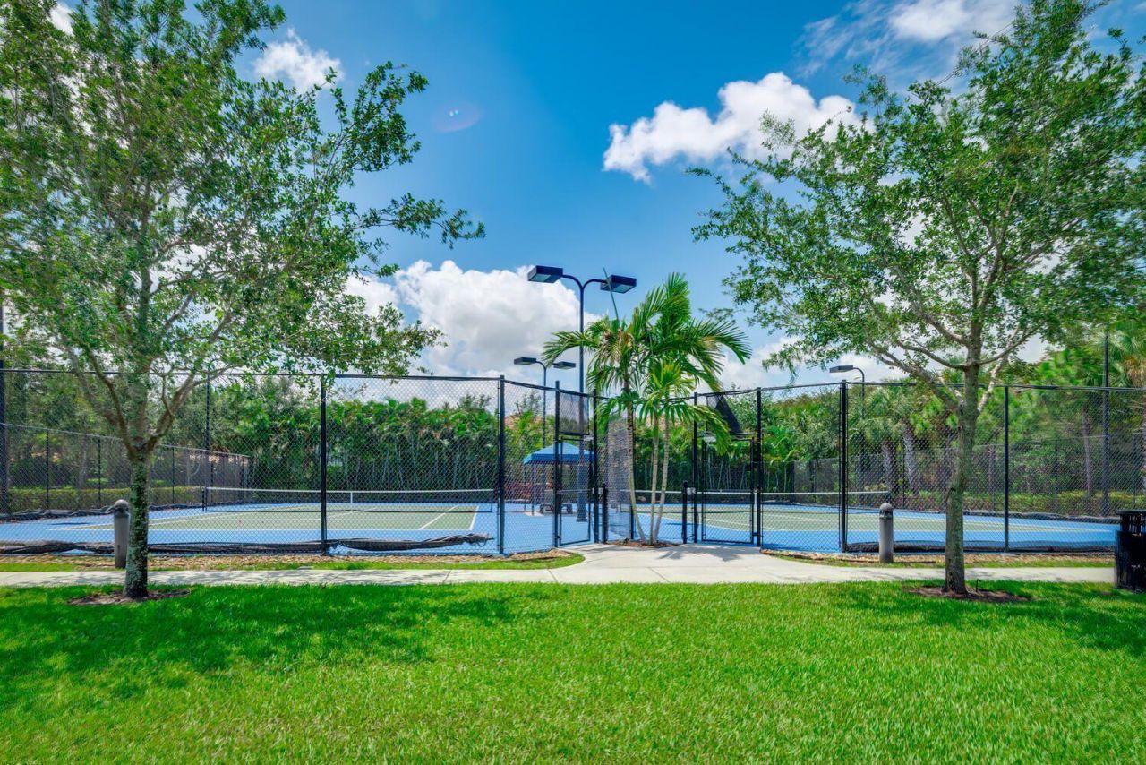 8092 Lemon Serpentine Lane, Delray Beach, FL 33446 Photo