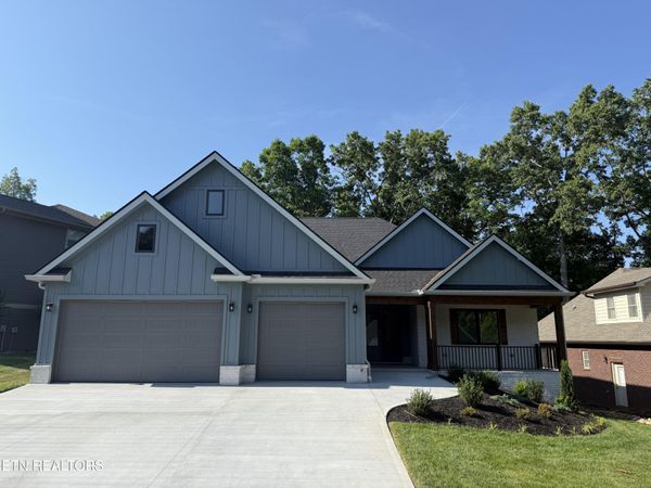 208 Ootsima Way, Loudon, TN 37774