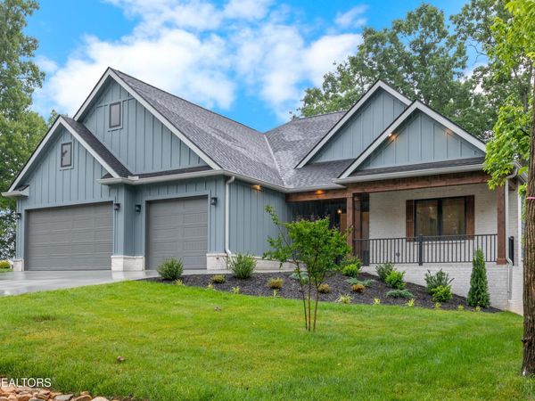 208 Ootsima Way, Loudon, TN 37774