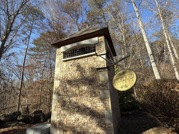 527 Enclave Way, Kingston, TN 37763