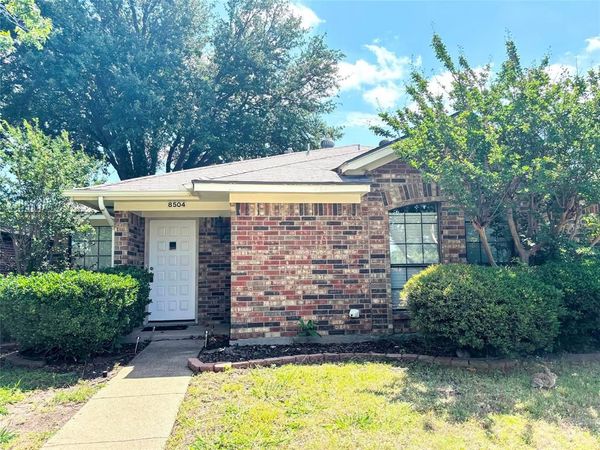 8504 Holly Street , Frisco, TX 75034