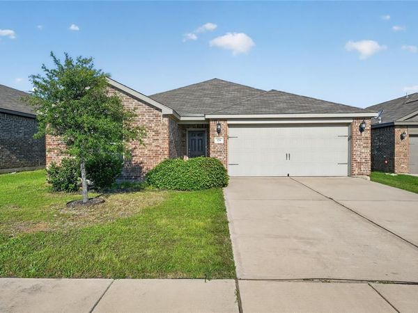 178 Presidents Way, Venus, TX 76084