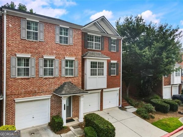 408 Heritage Park Trace NW, Unit 22, Kennesaw, GA 30144
