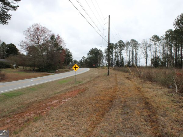 1262 Highway 16 E, Jackson, GA 30233