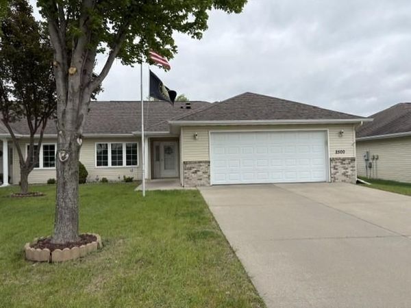 2500 4th Street NE, Waseca, MN 56093