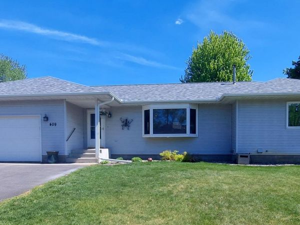 409 Sundown Drive, Avon, MN 56310