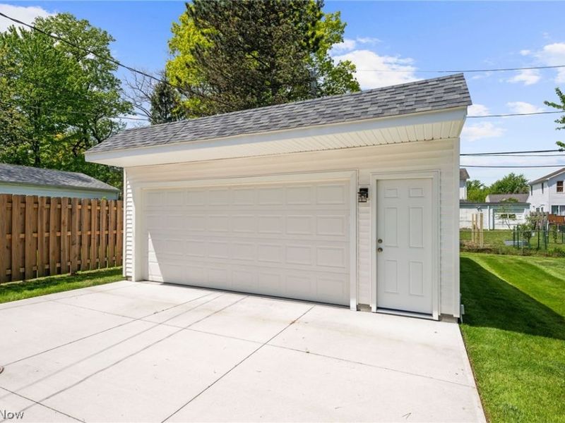 1244 W Miner Road, Mayfield Heights, OH 44124 Photo 32