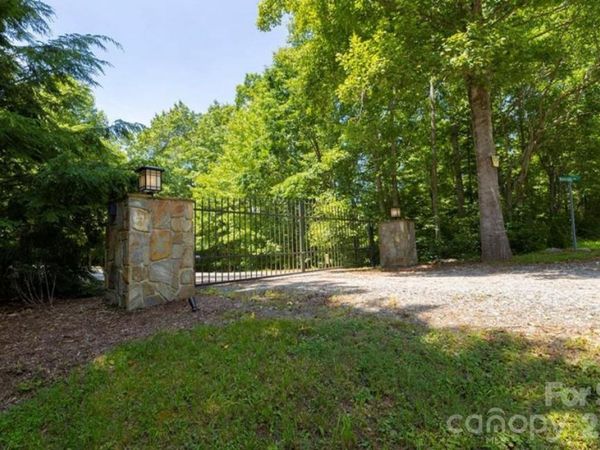 00 Rabbit Hop Road , Spruce Pine, NC 28777