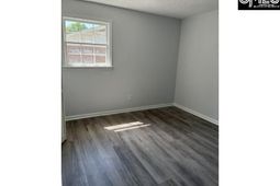 141 Parkwood Drive  photo 4