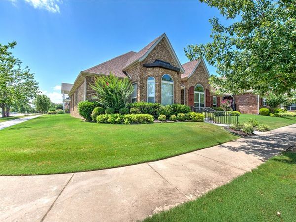 7162 Crisler Court, Springdale, AR 72762