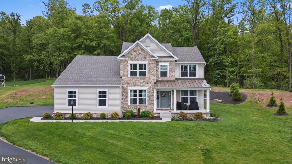 198 OAK GROVE ROAD, MORGANTOWN, PA 19543