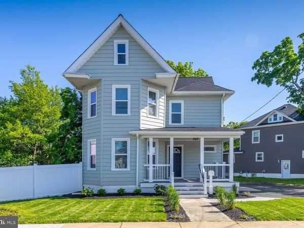 372 W BROAD STREET , GIBBSTOWN, NJ 08027