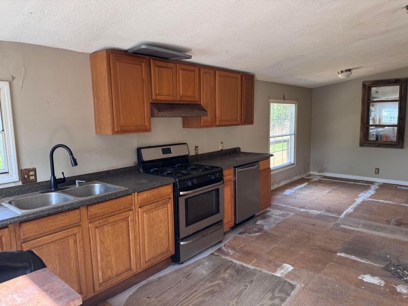 1664 Watson Road SE, Heath, OH 43056 Photo 2