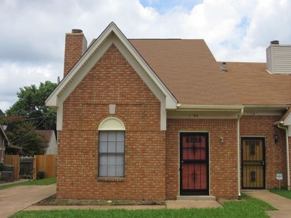5798 PLUM VALLEY DR, Memphis, TN 38141