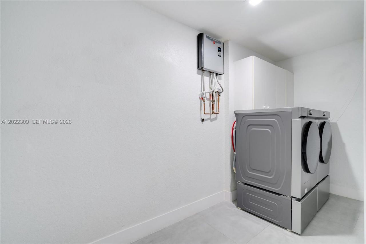 11583 NW 69th Ter, Doral, FL 33178 Photo