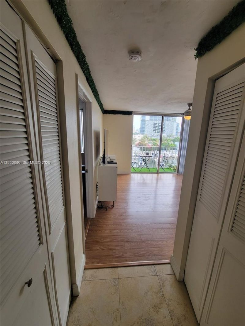 1740 NW N River Dr , Unit 512, Miami, FL 33125 Photo