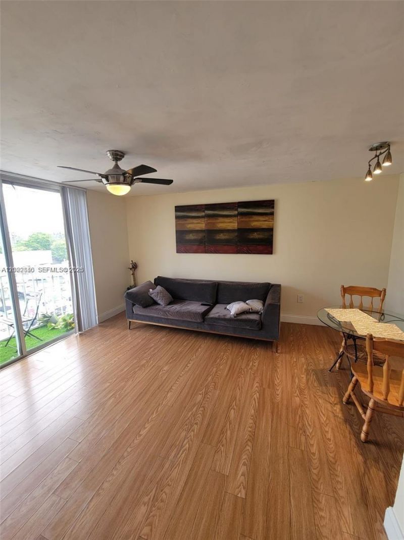 1740 NW N River Dr , Unit 512, Miami, FL 33125 Photo